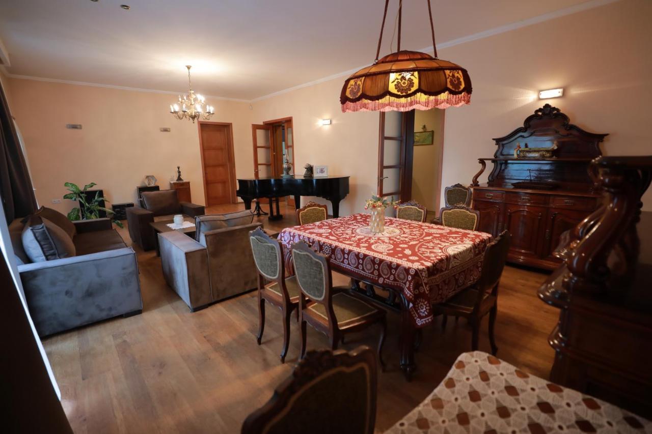 Apartment At 12 Baratashvili Street Tbilisi Ngoại thất bức ảnh