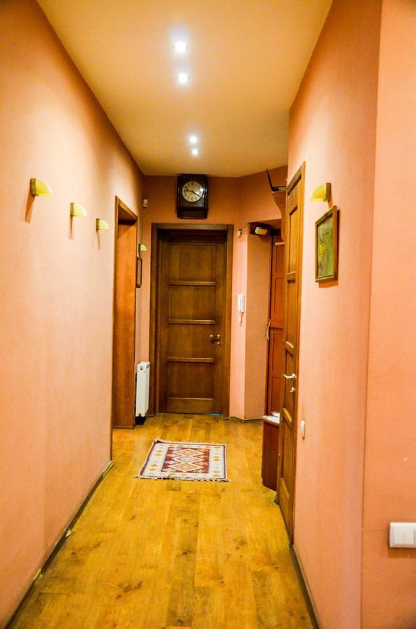 Apartment At 12 Baratashvili Street Tbilisi Ngoại thất bức ảnh