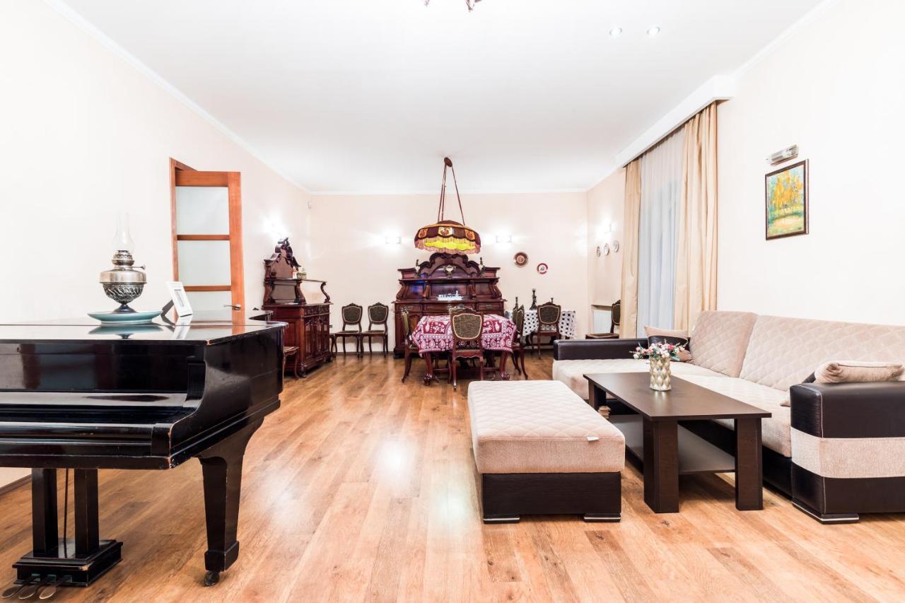 Apartment At 12 Baratashvili Street Tbilisi Ngoại thất bức ảnh