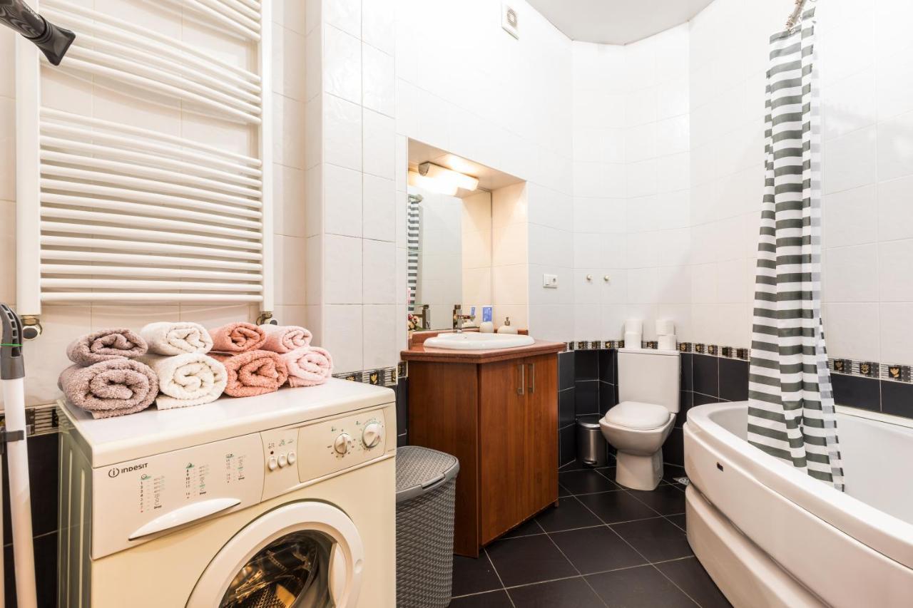 Apartment At 12 Baratashvili Street Tbilisi Ngoại thất bức ảnh