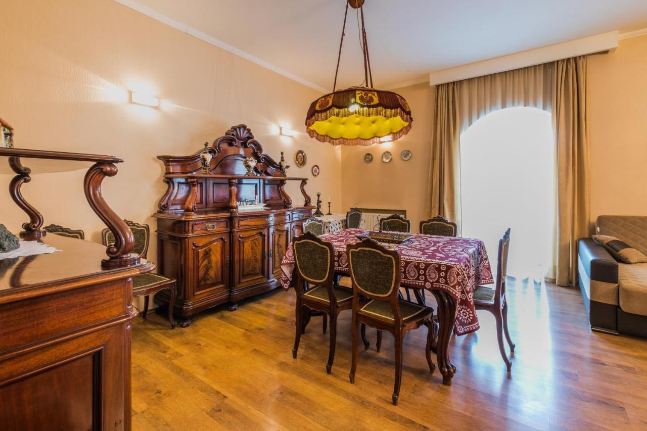 Apartment At 12 Baratashvili Street Tbilisi Ngoại thất bức ảnh